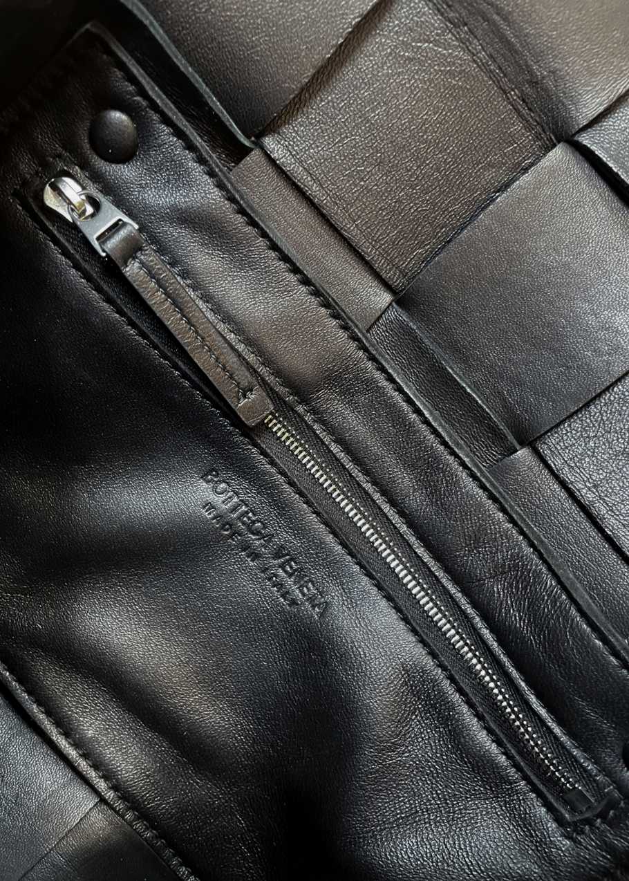Intrecciato Leather Cassette Bag
